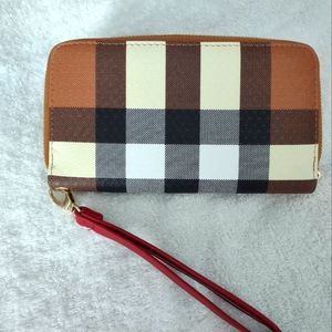 Plaid Wallet